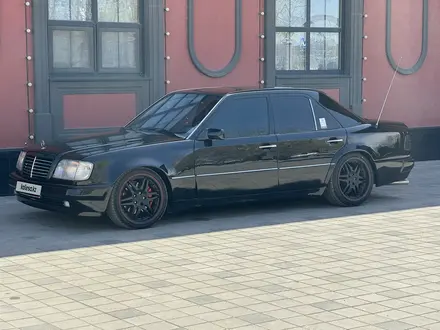 Mercedes-Benz E 500 1995 года за 7 485 714 тг. в Алматы – фото 23
