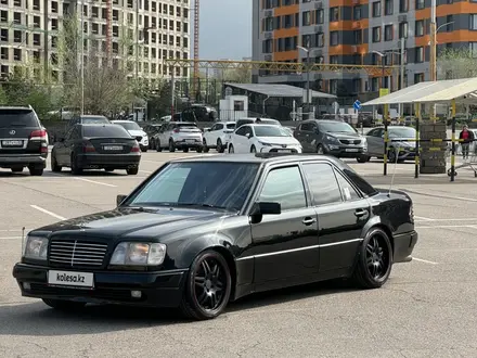 Mercedes-Benz E 500 1995 года за 7 485 714 тг. в Алматы – фото 8