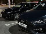 Hyundai i30 2023 годаfor9 906 235 тг. в Караганда – фото 2