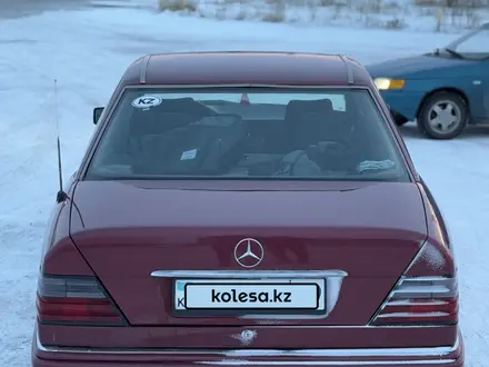 Mercedes-Benz E 220 1994 года за 2 500 000 тг. в Караганда – фото 13