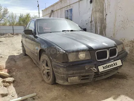 BMW 320 1992 года за 700 000 тг. в Кызылорда – фото 3