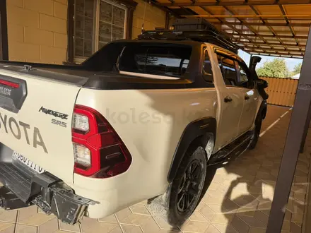 Toyota Hilux 2022 года за 26 000 000 тг. в Актау – фото 12
