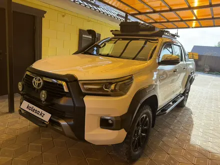 Toyota Hilux 2022 года за 26 000 000 тг. в Актау – фото 3