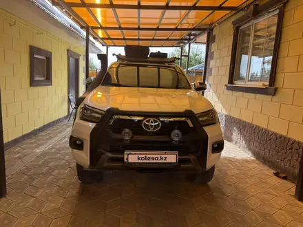 Toyota Hilux 2022 года за 26 000 000 тг. в Актау