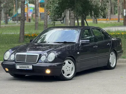 Mercedes-Benz E 280 1997 года за 3 900 000 тг. в Алматы