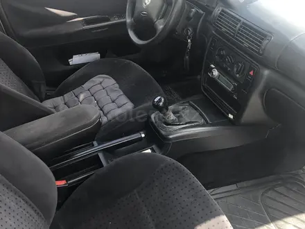Volkswagen Passat 1997 года за 2 200 000 тг. в Астана – фото 8