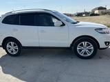 Hyundai Santa Fe 2011 годаүшін6 500 000 тг. в Актау – фото 4