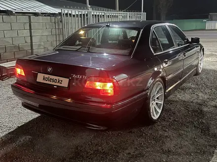 BMW 740 2001 года за 5 700 000 тг. в Алматы – фото 9