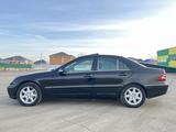 Mercedes-Benz C 240 2004 годаүшін3 400 000 тг. в Актобе – фото 4