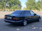 Mercedes-Benz E 200 1994 годаfor2 400 000 тг. в Алматы – фото 4