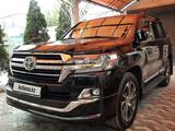 Toyota Land Cruiser 2020 годаүшін41 000 000 тг. в Алматы – фото 2