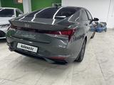 Hyundai Elantra 2022 годаүшін9 800 000 тг. в Астана – фото 2