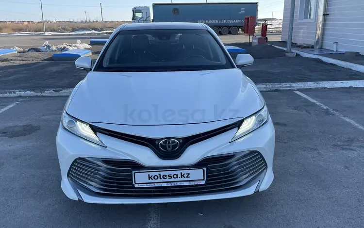 Toyota Camry 2019 года за 17 500 000 тг. в Жезказган