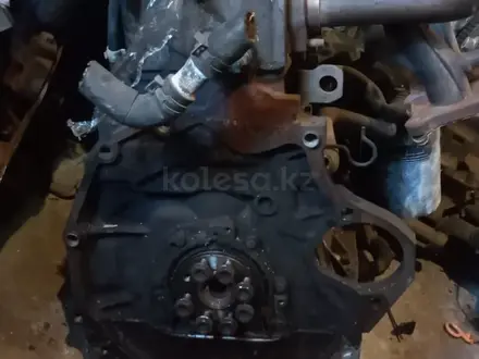 Двигатель volkswagen t4 2.5 бензин за 400 000 тг. в Костанай – фото 2