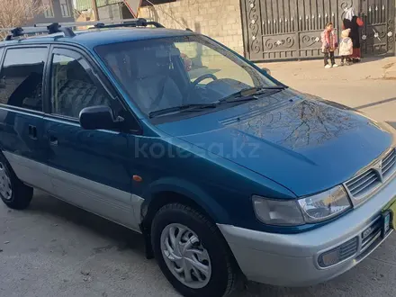 Mitsubishi Space Runner 1997 года за 1 900 000 тг. в Шымкент