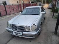 Mercedes-Benz E 320 1998 года за 2 600 000 тг. в Алматы