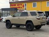 Toyota 4Runner 2016 годаүшін17 500 000 тг. в Актау – фото 2
