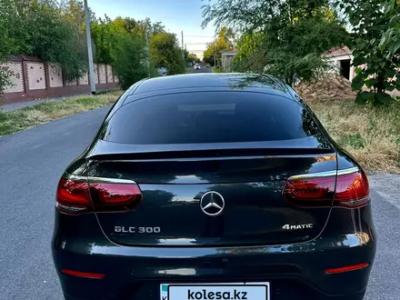 Mercedes-Benz GLC Coupe 300 2021 года за 27 000 000 тг. в Алматы – фото 4