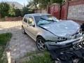 Volkswagen Golf 1998 года за 500 000 тг. в Алматы