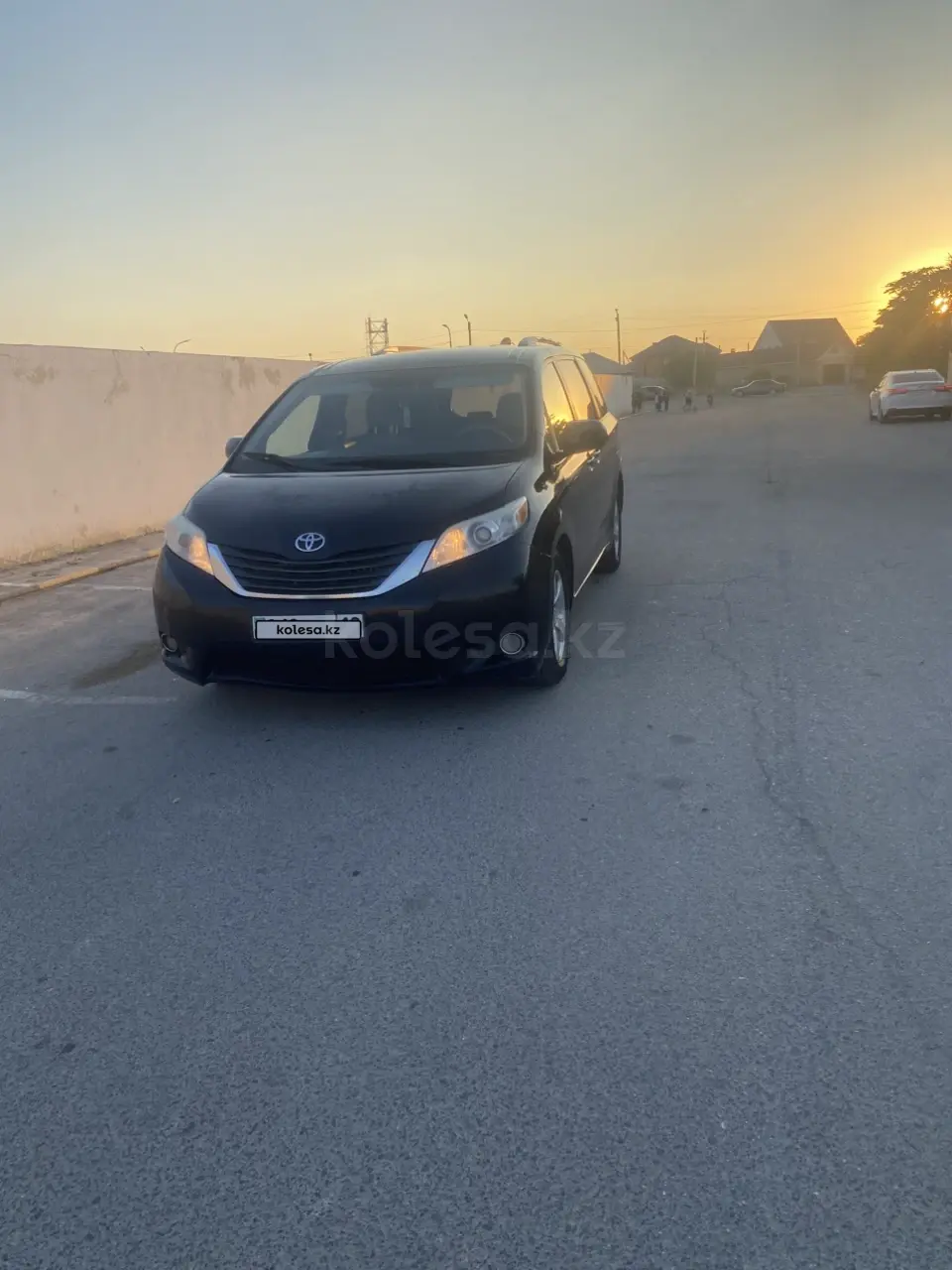 Toyota Sienna, 2013