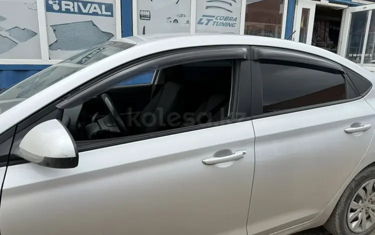 Дефлекторы окон Hyundai Accent с 2017 по 2022 за 22 000 тг. в Астана