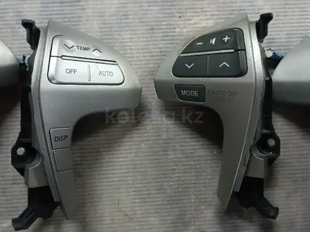 Оригинальные кнопки мультируля от Toyota Camry 40үшін10 000 тг. в Алматы