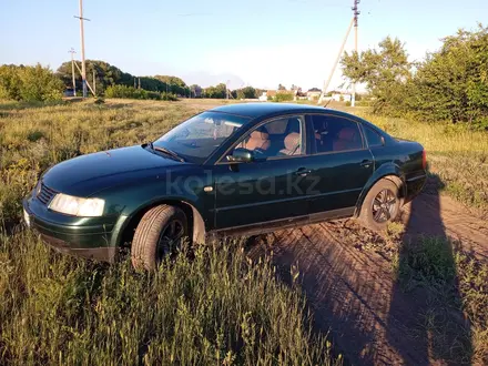 Volkswagen Passat 1998 года за 1 250 000 тг. в Петропавловск – фото 2