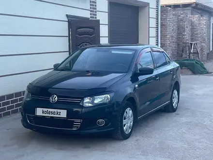 Volkswagen Polo 2014 года за 3 500 000 тг. в Караганда – фото 2