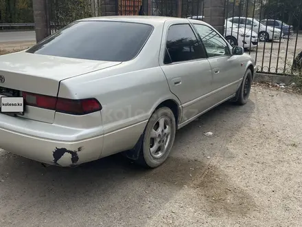 Toyota Camry 1999 года за 2 900 000 тг. в Алматы – фото 3