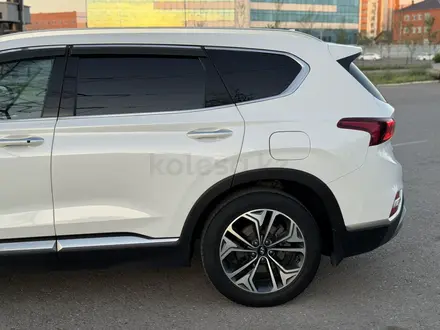 Hyundai Santa Fe 2020 года за 12 333 000 тг. в Астана – фото 13