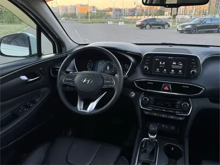 Hyundai Santa Fe 2020 года за 12 333 000 тг. в Астана – фото 20