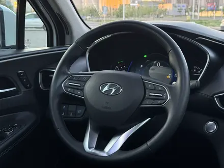 Hyundai Santa Fe 2020 года за 12 333 000 тг. в Астана – фото 26