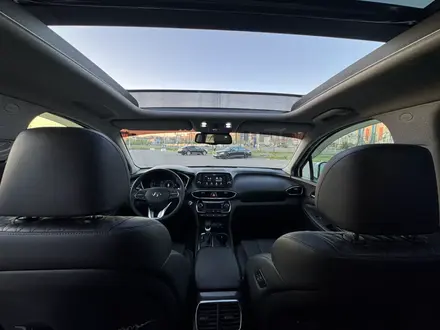 Hyundai Santa Fe 2020 года за 12 333 000 тг. в Астана – фото 2