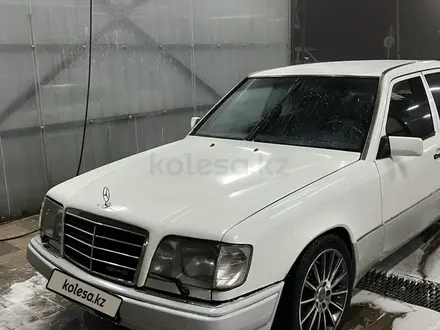 Mercedes-Benz E 280 1994 года за 2 500 000 тг. в Алматы – фото 4