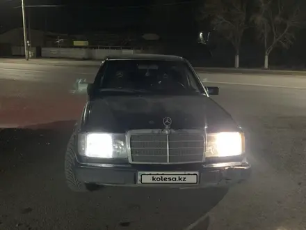 Mercedes-Benz E 200 1990 года за 780 000 тг. в Караганда – фото 12