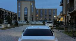 Toyota Camry 2025 года за 23 800 000 тг. в Туркестан – фото 2