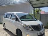 Toyota Alphard 2012 года за 7 200 000 тг. в Атырау – фото 2