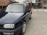 Volkswagen Golf 1994 года за 1 400 000 тг. в Алматы – фото 3
