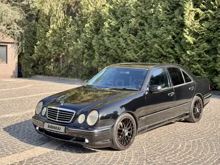 Mercedes-Benz E 320 2001 года за 3 800 000 тг. в Алматы – фото 4