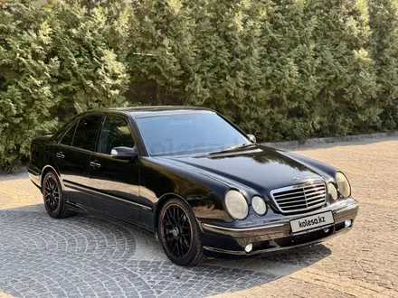 Mercedes-Benz E 320 2001 года за 3 800 000 тг. в Алматы – фото 2