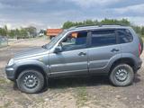 Chevrolet Niva 2014 годаүшін3 300 000 тг. в Астана – фото 2