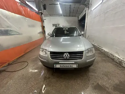 Volkswagen Passat 2005 года за 1 700 000 тг. в Астана – фото 3