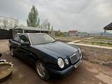 Mercedes-Benz E 200 1996 года за 2 000 000 тг. в Шу