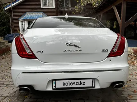 Jaguar XJ 2015 года за 15 000 000 тг. в Алматы – фото 6