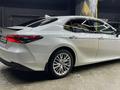 Toyota Camry 2021 года за 17 700 000 тг. в Алматы – фото 6