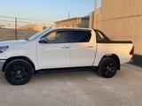 Toyota Hilux 2021 годаfor17 200 000 тг. в Актау – фото 2