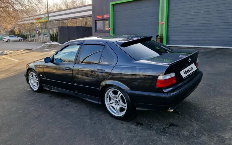 BMW 325 1994 годаүшін2 700 000 тг. в Алматы