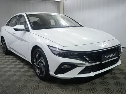 Hyundai Elantra 2024 года за 9 500 000 тг. в Алматы – фото 19