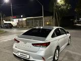 Hyundai Sonata 2017 года за 8 000 000 тг. в Шымкент – фото 4