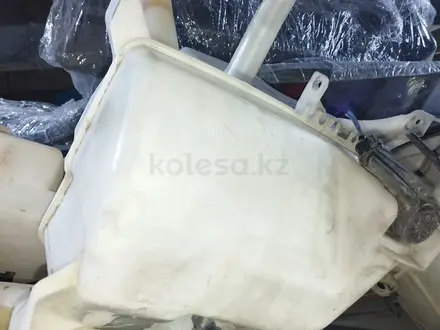 Расширительный бачок LEXUS RX300 за 20 000 тг. в Астана